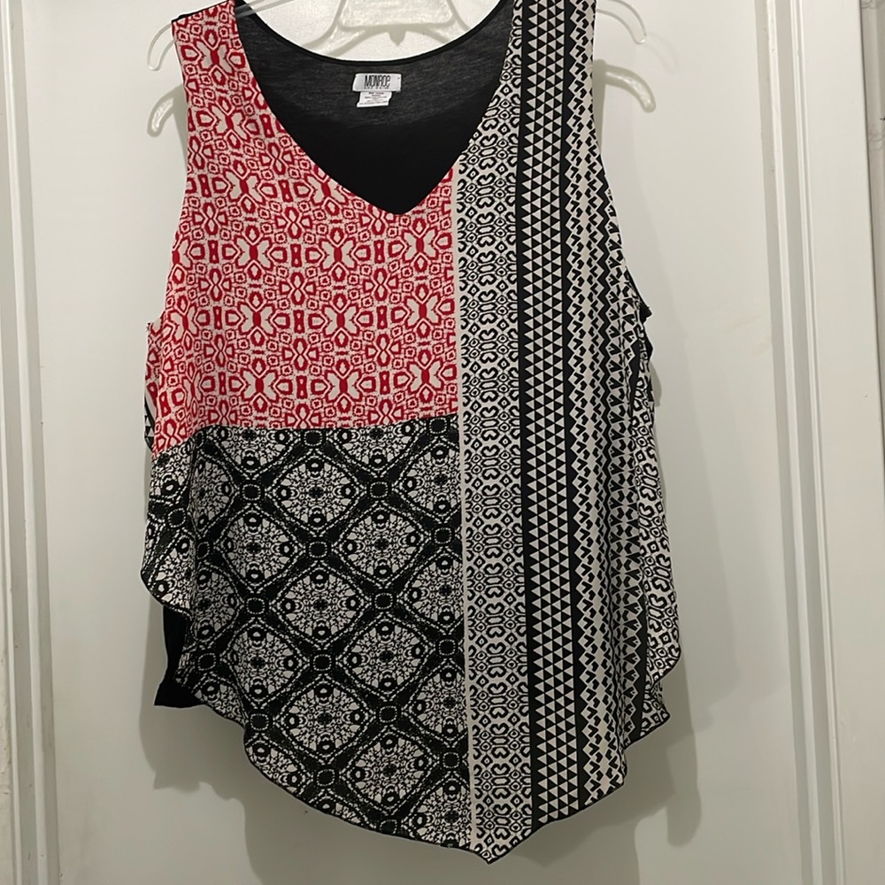 Monroe and Main Women’s blouse. Size 3X